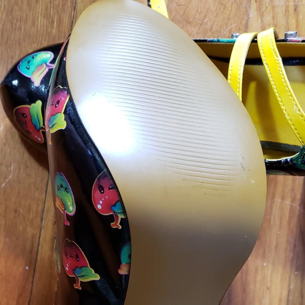 Torrid Acrylicana Poison Apple High Heels - Picture 2 of 2